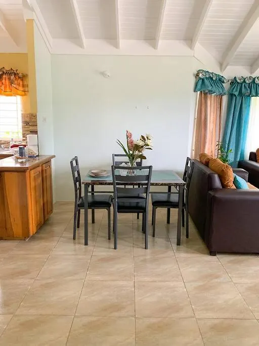 Cozy Villa Mammee Bay 아파트